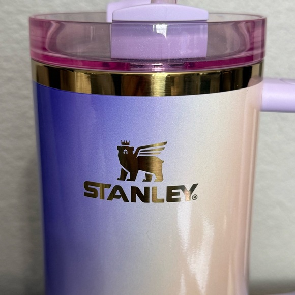 Target x Stanley x Wicked FlowState Quencher Tumbler 40oz Glinda For Good NWOT - Picture 2 of 11